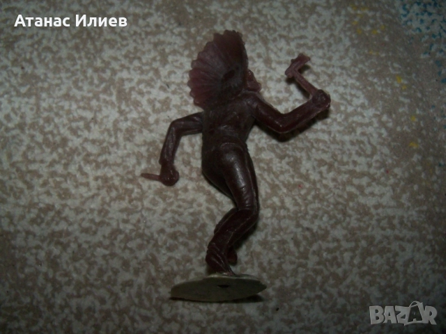 Голям пластмасов войник, индианец соц играчка, снимка 9 - Фигурки - 51961991