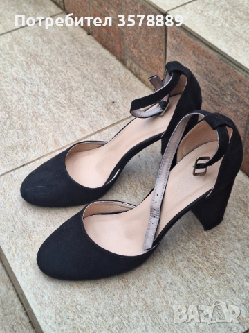 Елегантни дамски обувки номер 38, снимка 2 - Дамски обувки на ток - 54179542