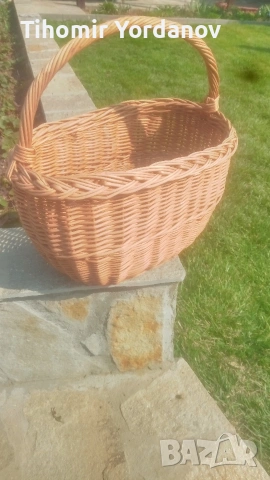 Плетени кошници.