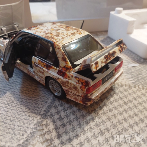 BMW E30M 1/24, снимка 4 - Колекции - 52459093