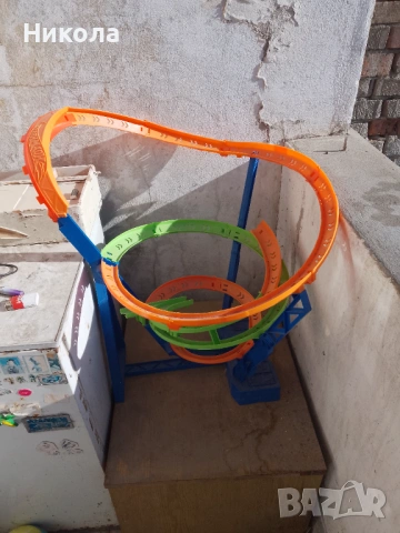 Писта хот уилс голяма