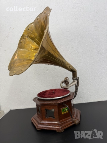 Стар грамофон с фуния  "His Master's Voice". №7771, снимка 2 - Антикварни и старинни предмети - 52839486