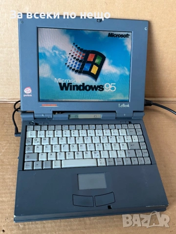 Рядък ретро лаптоп LeBook LP586-ADA , Windows 95