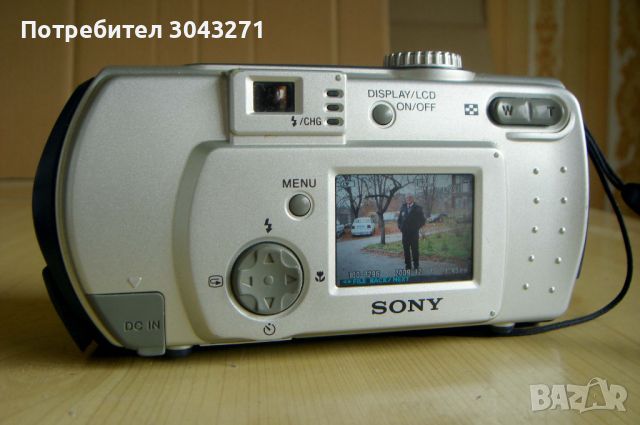 SONY DSC-P50 Cyber-shot 2.1 mega pixels. РЕТРО , снимка 5 - Фотоапарати - 45319799