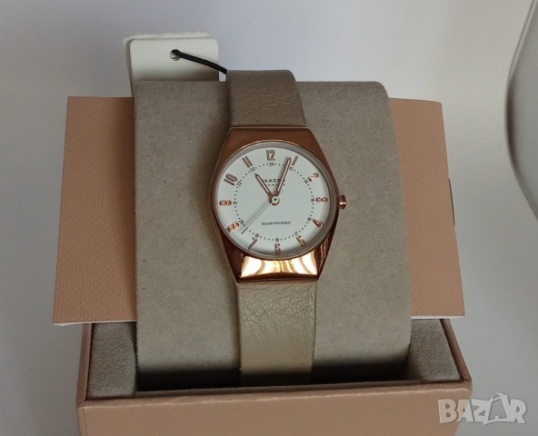 SKAGEN Дамски соларен часовник , снимка 3 - Дамски - 53654485