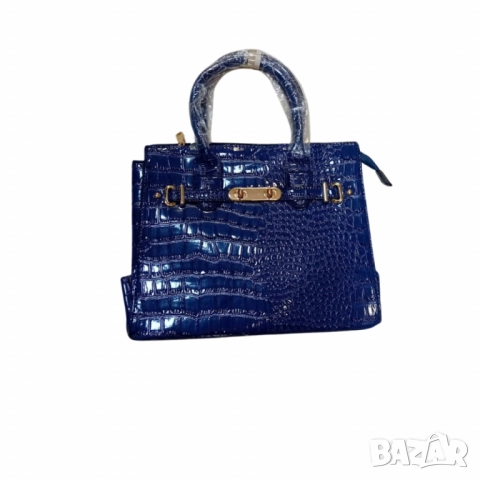 Дамска чанта с кроко текстура – изисканост и стил за всяка модерна жена, снимка 8 - Чанти - 52138221