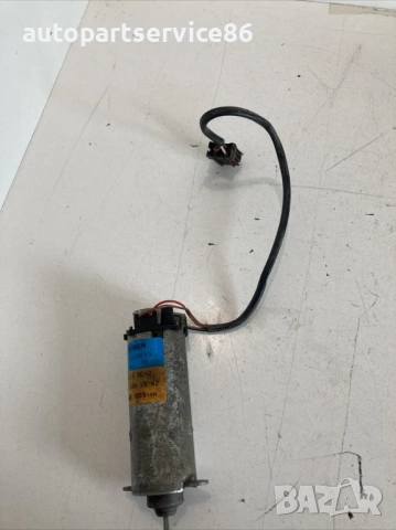 Мотор за седалка предна дясна за Mercedes S500 W220 (1998-2005) 0130002479