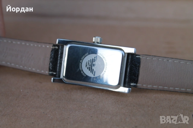 Дамски часовник ''Emporio Armani'' , снимка 8 - Дамски - 53711055