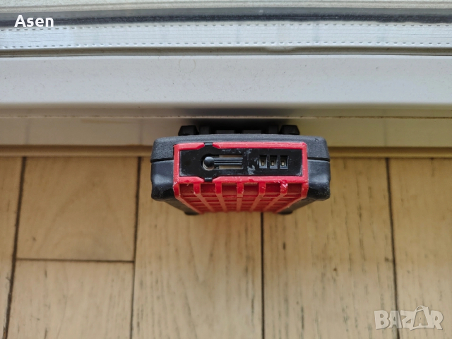 Bosch Professional 18V 3A батерия оригинална , снимка 4 - Винтоверти - 53955296