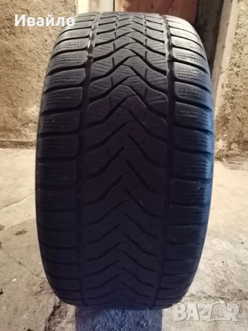 Продавам 1 брой зимна гума 245.45.18 дот 2019 Lassa , снимка 2 - Гуми и джанти - 53535364