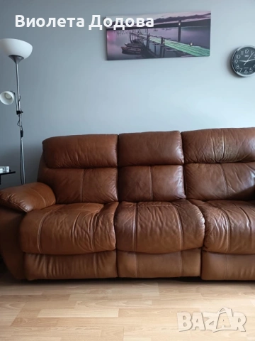 Кожен диван 