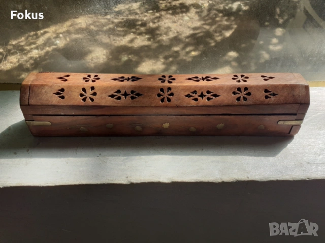 Стара дървена кутия с месинг - ароматизатор