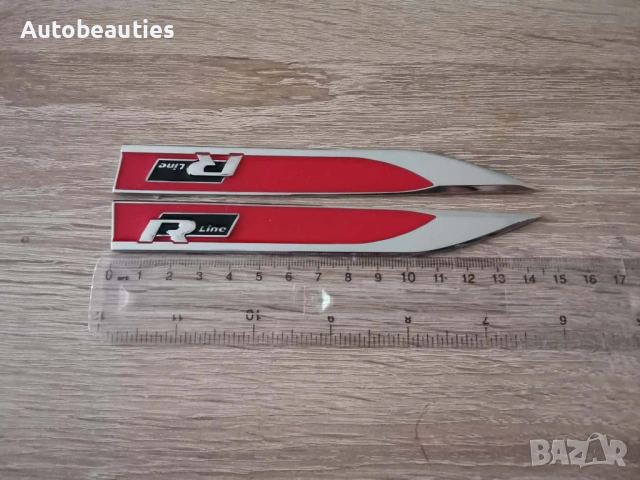 червена емблема за калник Volkswagen R Line, снимка 2 - Аксесоари и консумативи - 53494377