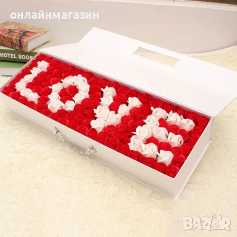 Голяма подаръчна кутия с вечни 520 рози - LOVE BUKET, снимка 1