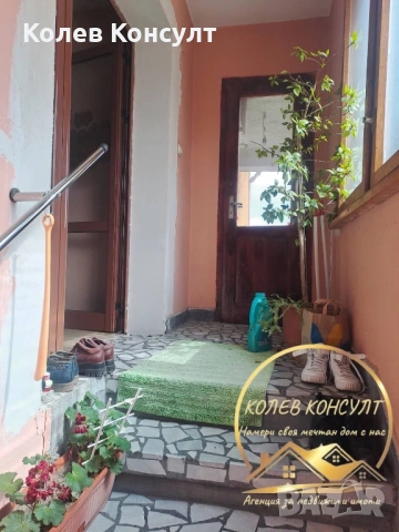 Етаж от къща с таванско помещение град Хасково,кв.Куба, снимка 3 - Етаж от къща - 53905458