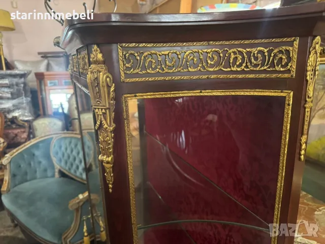 Изящна антикварна витрина , снимка 5 - Секции и витрини - 50076773