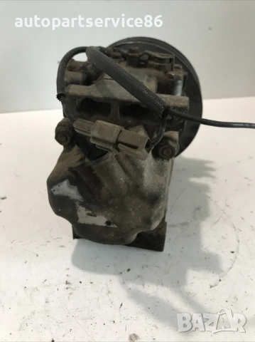 Компресор за климатик за Mazda 626 2.0 TDI (2001), снимка 4 - Части - 53704829