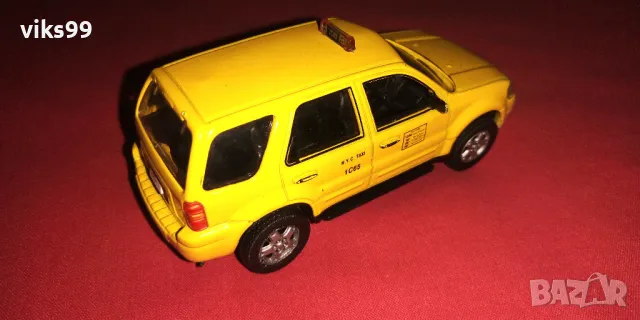 Ford Escape Hybrid - New York Taxi AmerCom 1:43, снимка 5 - Колекции - 47691937