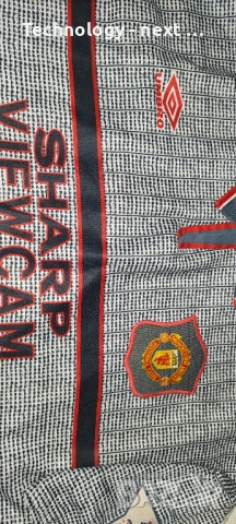 Ретро тениска Manchester United 1994/96–CANTONA 7–ОРИГИНАЛ–Umbro–Рядка, снимка 4 - Футбол - 53670607