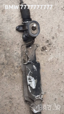 Хидравлична кормилна рейка рейката е в перфектно състояние без течове и лостове 