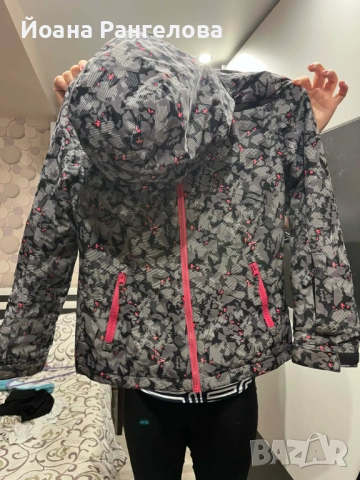 Продавам детско скиорско яке MCkinley , снимка 2 - Детски якета и елеци - 53693368