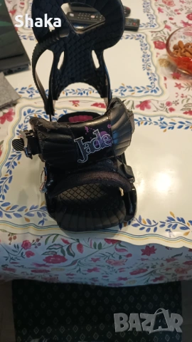 Продавам дамски сноуборд обувки North Wave с автомати Drake, снимка 4 - Зимни спортове - 53946672