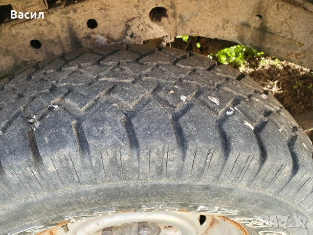 продавам метални джанти 6х139.7 с гуми, снимка 4 - Гуми и джанти - 53008646