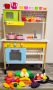 Детска дървена реалистична кухня с лот играчки, снимка 1