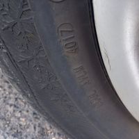 зимни гуми със железни джанти и оригинални тасове , снимка 4 - Гуми и джанти - 45572396