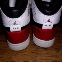 Nike Air Jordan , снимка 2 - Маратонки - 44977871