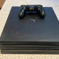 Ps4 pro използван, снимка 2 - Аксесоари - 45041059