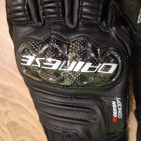 Ръкавици за мотоциклет Dainese Carbon 4 Short, снимка 3 - Други - 45039258