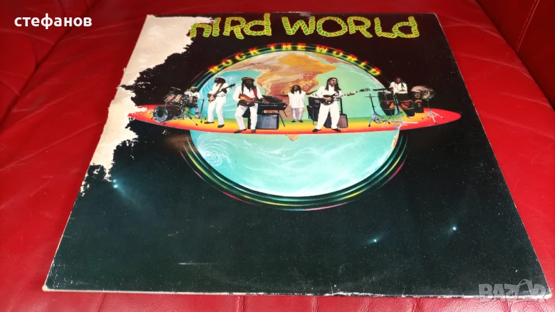 Дългосвиреща грамофонна плоча на EAST SIDЕ  „third world/rock the world”, Холандия, снимка 1