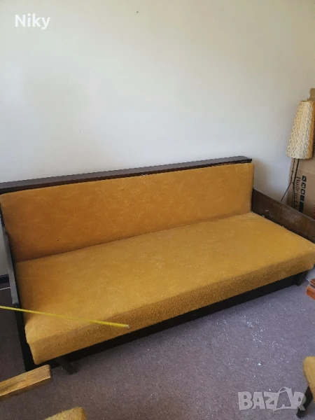 Ретро диван , снимка 1