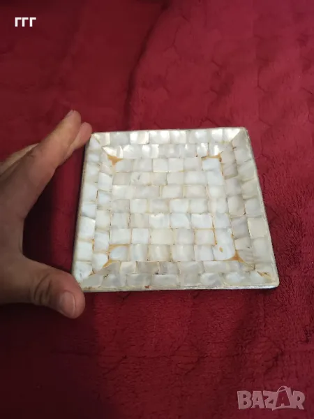 Стара чиния със седеф, снимка 1