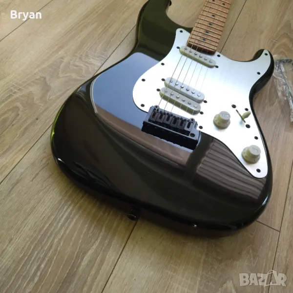 Squier Contemporary Stratocaster Special ел.китара, снимка 1