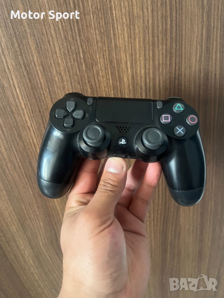 Продавам Джойстик за PS4 , снимка 1