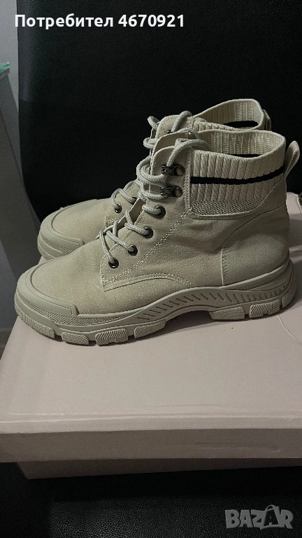 Продавам дамски зимни ботуши, в перфектно състояние, носени само веднъж, размер 39, снимка 1