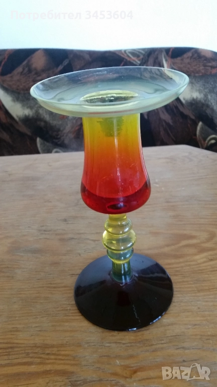 ПРОДАВАМ КРИСТАЛЕН АНТИКВАРЕН СВЕЩНИК, снимка 1