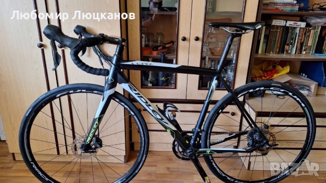 Шосеен велосипед Ridley Fenix