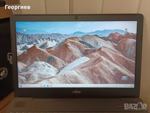 Лаптоп Fujitsu LiveBook A Series i5-6200U / 15,6", снимка 3 - Лаптопи за работа - 54241983