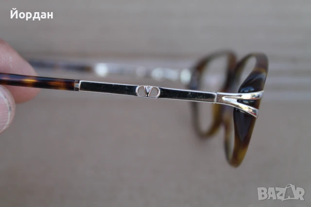 Диоптрични очила ''Valentino'', снимка 12 - Слънчеви и диоптрични очила - 51108076