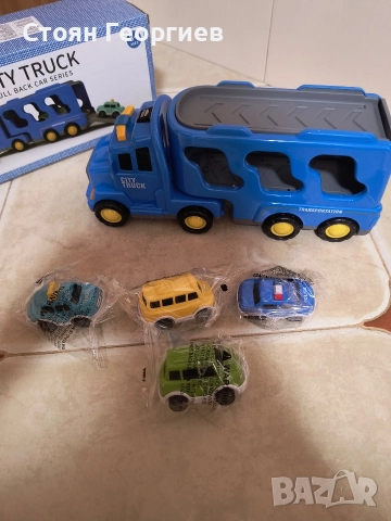 Чисто нов камион с 4 колички TEMI