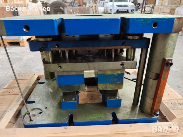 Инструментална екипировка за производство на детайли, снимка 3 - Други машини и части - 53397296