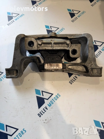 A2462402517 тампон на двигател от Mercedes GLA 180 X156, двигател 270910, автоматик, 122 кс. , снимка 5 - Части - 53711735