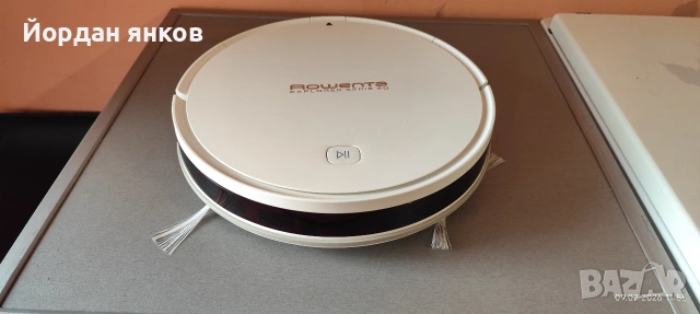 Прахосмукачка робот Rowenta Explorer Serie 40 Animal Kit – Като нова!, снимка 3 - Прахосмукачки - 53557340