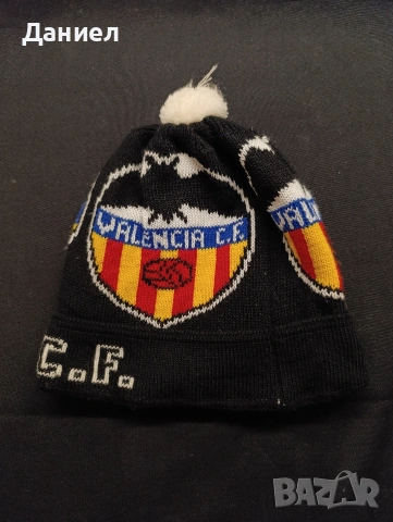 Шапка на Валенсия , снимка 3 - Фен артикули - 53906325