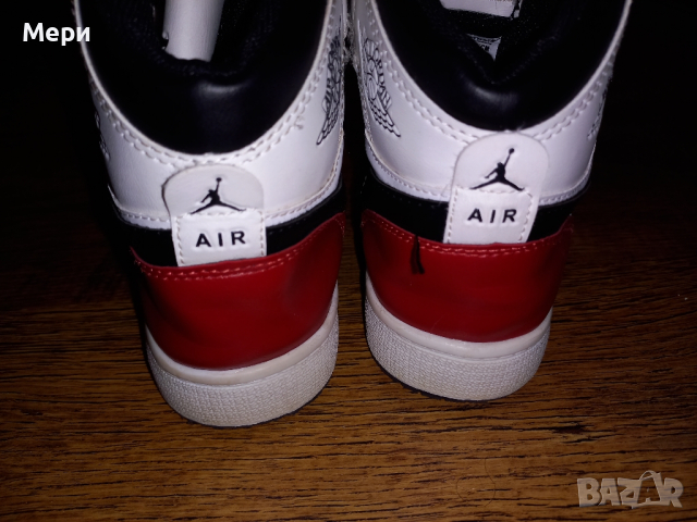 Nike Air Jordan , снимка 2 - Маратонки - 44977871