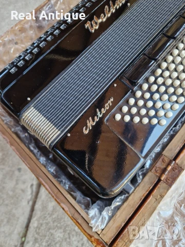 Антикварен немски акордеон Veltmaister Meteor 120 баса, снимка 2 - Акордеони - 50779781