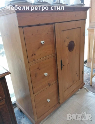 Оригинален винтидж шкаф за хляб ''Brotschrank''  от масивен бор. Автентичен модел., снимка 9 - Шкафове - 53493638